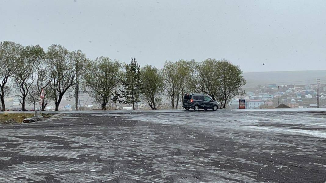 3 ilimiz beyaz örtüyle kaplandı! Kar kalınlığı 26 santimetre 15